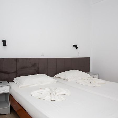 Sea Breeze 2 Apartments Мастихари Экстерьер фото