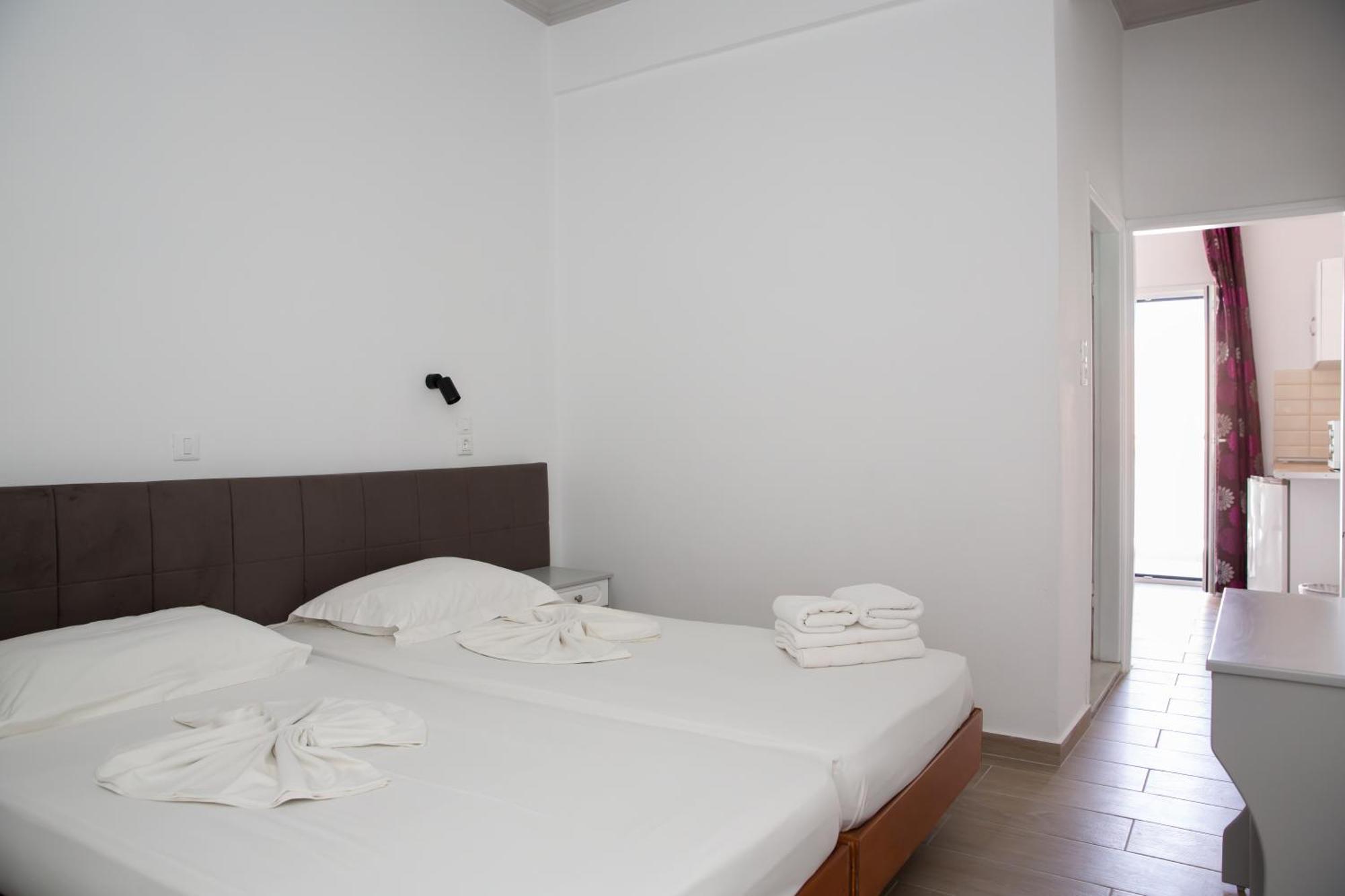 Sea Breeze 2 Apartments Мастихари Экстерьер фото